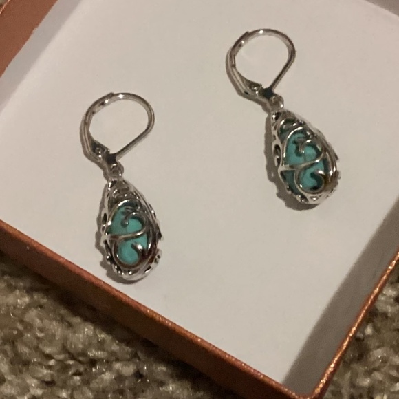 New S925 Sterling Silver Turquoise Boho Minimalist Earrings - Picture 1 of 2